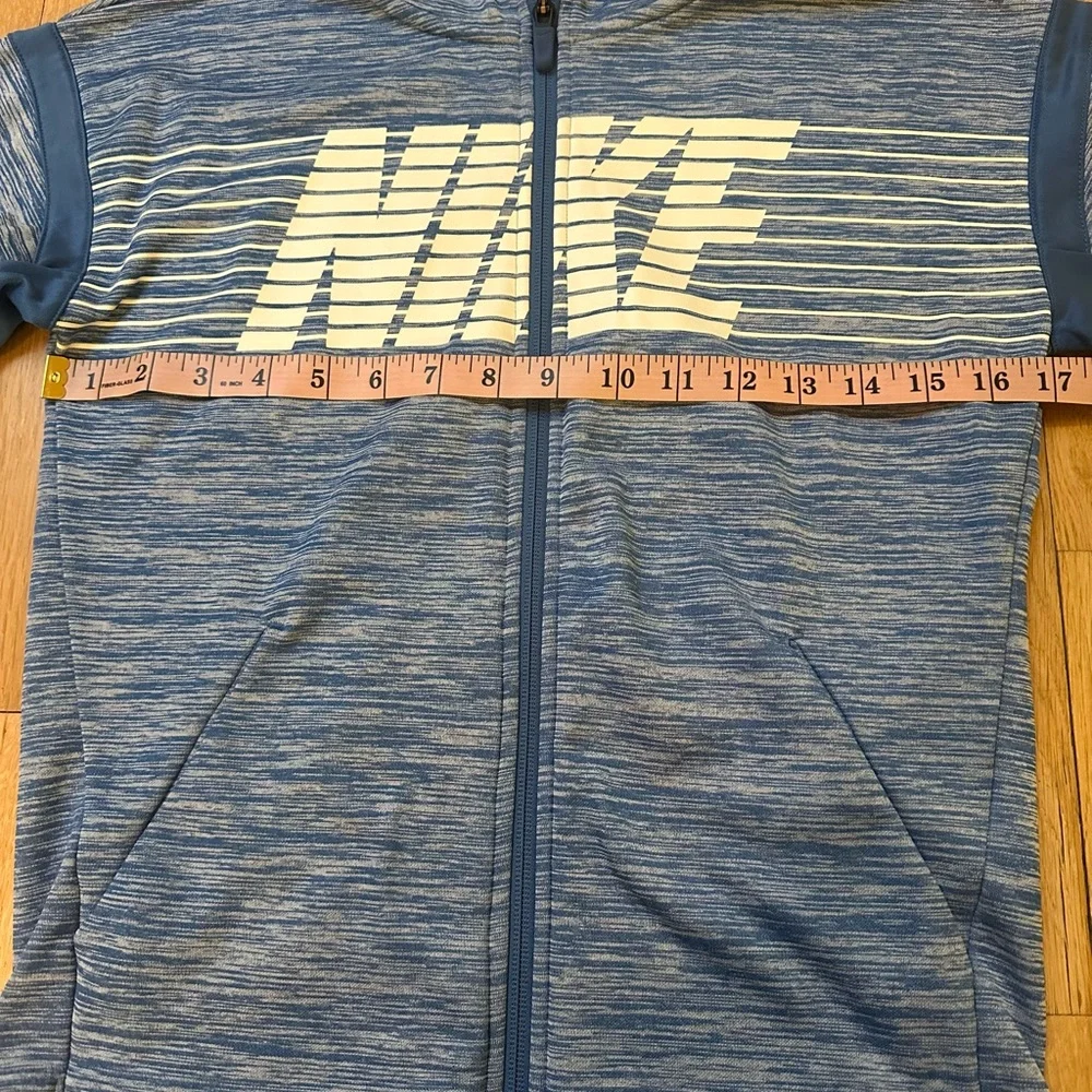 Nike Boys Therma Full Zip Hoodie - Size M - Picture 9 of 9